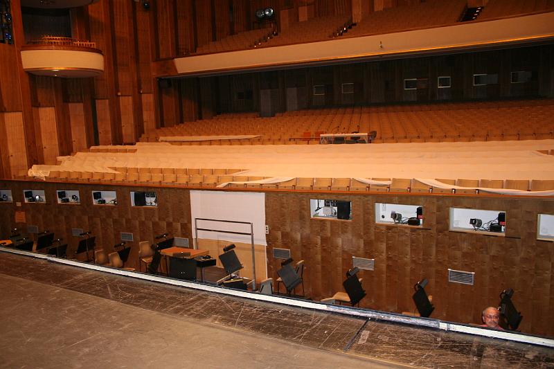k - Opera (90).JPG - Visite de l’Opéra de Leipzig - la fosse d’orchestre